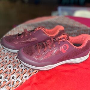 Pearl Izumi Cycle Shoes